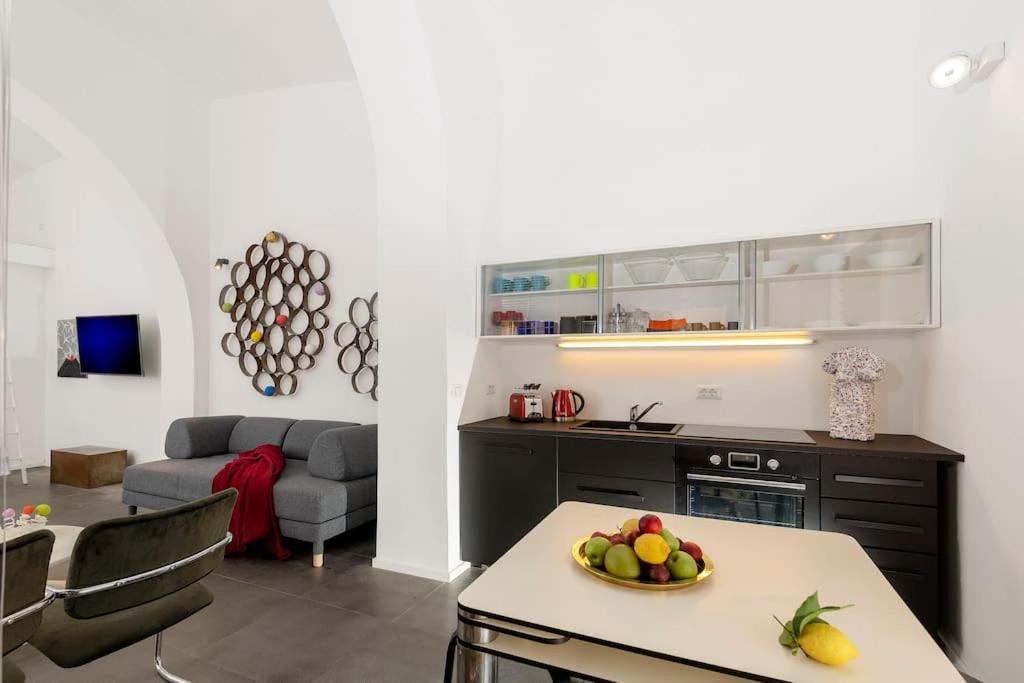 New! Design & Modern Roma