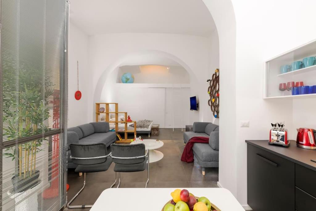 New! Design & Modern * Roma